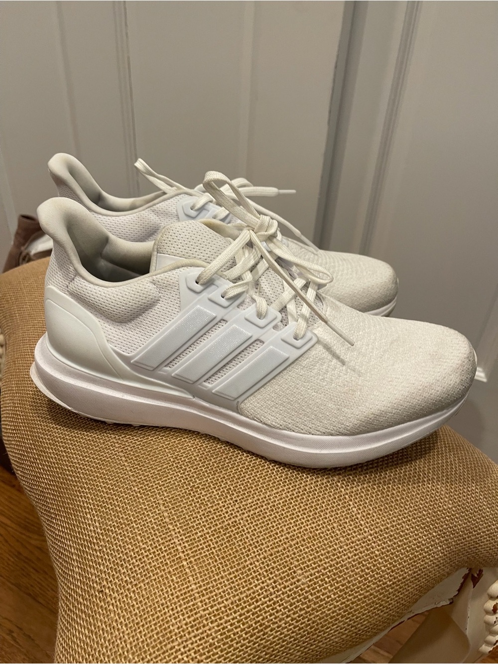 adidas Men's White Athletic Running Shoes